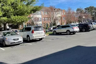 565 Florida Ave, Herndon, VA 20170 - Photo 2