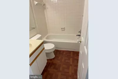565 Florida Avenue #203, Herndon, VA 20170 - Photo 12