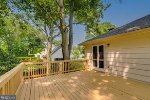 8010 Candlewood Dr, Alexandria, VA 22306 - Photo 2
