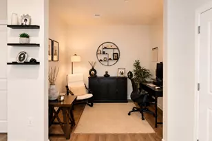 3927 Fair Ridge Dr, Fairfax, VA 22033 - Photo 6