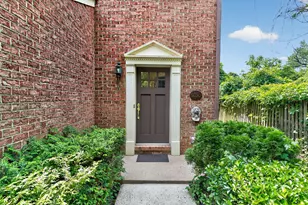 6050 Estates Dr, Alexandria, VA 22310 - Photo 2
