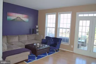 13680 St Johns Wood Pl, Herndon, VA 20171 - Photo 4