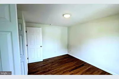 2929 Ashdown Forest Drive, Herndon, VA 20171 - Photo 12