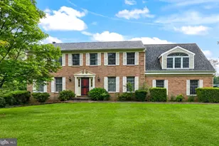 10915 Belgravia Ct, Great Falls, VA 22066 - Photo 1