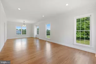 3454 Virginia Oaks Dr, Oakton, VA 22124 - Photo 18