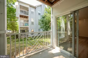 5921 Founders Crossing Ct, Alexandria, VA 22310 - Photo 6