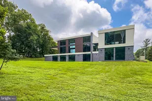 10590 Beach Mill Rd, Great Falls, VA 22066 - Photo 36