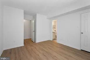 11600 Stoneview Square, Reston, VA 20191 - Photo 6