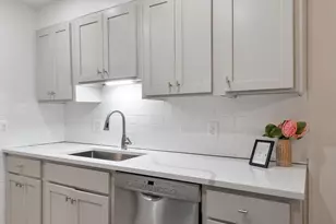 11600 Stoneview Square, Reston, VA 20191 - Photo 18