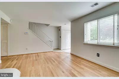 11016 Saffold Way, Reston, VA 20190 - Photo 6
