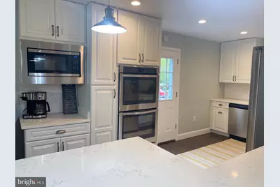7705 Carrleigh Parkway, Springfield, VA 22152 - Photo 10