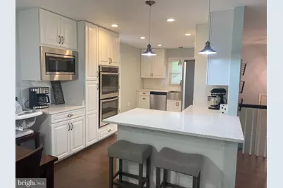 7705 Carrleigh Parkway, Springfield, VA 22152 - Photo 8