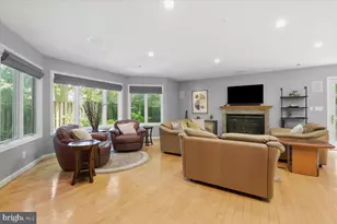 5803 Hall St, Burke, VA 22015 - Photo 14