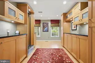 5803 Hall St, Burke, VA 22015 - Photo 12