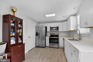 8307 Pondside Terrace, Alexandria, VA 22309 - Photo 18