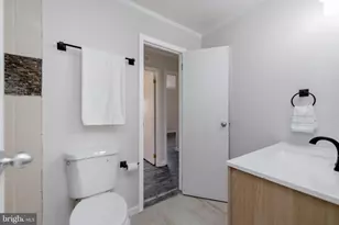 1103 Whitewater Pl, Herndon, VA 20170 - Photo 24
