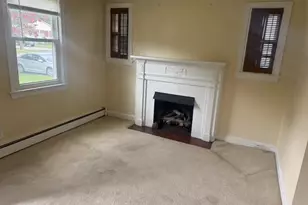2414 Fairview Dr, Alexandria, VA 22306 - Photo 6