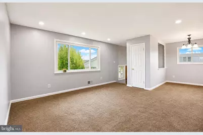 5712 Ash Drive, Springfield, VA 22150 - Photo 6