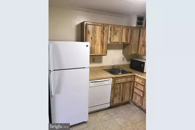 8350 Greensboro Drive #402, McLean, VA 22102 - Photo 2