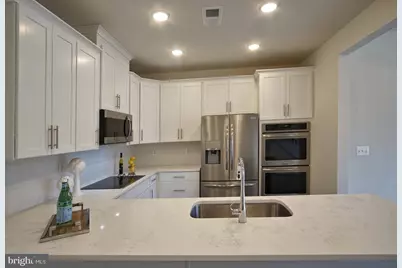238 Van Buren Street #13, Herndon, VA 20170 - Photo 4
