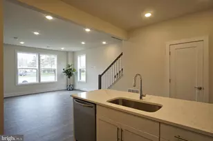 238 Van Buren St, Herndon, VA 20170 - Photo 8