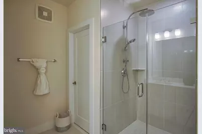 238 Van Buren Street #13, Herndon, VA 20170 - Photo 14