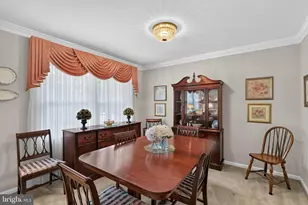 8024 Garlot Dr, Annandale, VA 22003 - Photo 8