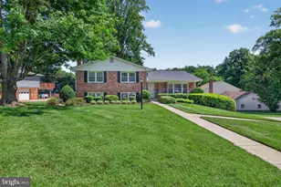 8024 Garlot Dr, Annandale, VA 22003 - Photo 1