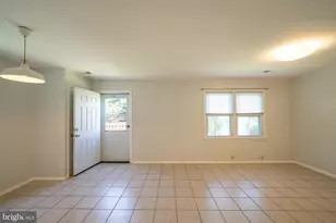 9572 Inverary Ct, Lorton, VA 22079 - Photo 8