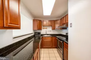 9572 Inverary Ct, Lorton, VA 22079 - Photo 10
