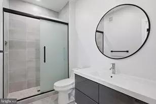 11506 Sperrin Cir, Fairfax, VA 22030 - Photo 18