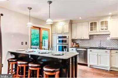 6240 Walkers Croft Way, Alexandria, VA 22315 - Photo 2