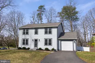 1413 Bayshire Ln, Herndon, VA 20170 - Photo 1