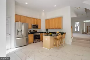 6335 Summer Moon Ln, Alexandria, VA 22312 - Photo 14