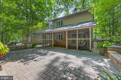 11424 Purple Beech Drive, Reston, VA 20191 - Photo 10