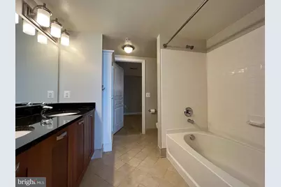 2451 Midtown Avenue #917, Alexandria, VA 22303 - Photo 10