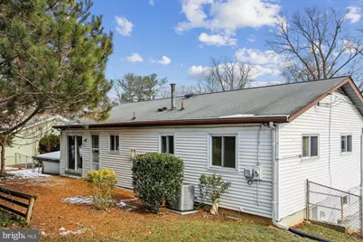 4904 Chanticleer Avenue, Annandale, VA 22003 - Photo 28