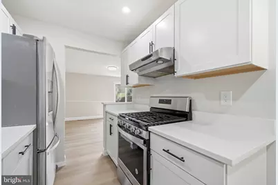 14462 Four Chimney Drive, Centreville, VA 20120 - Photo 16