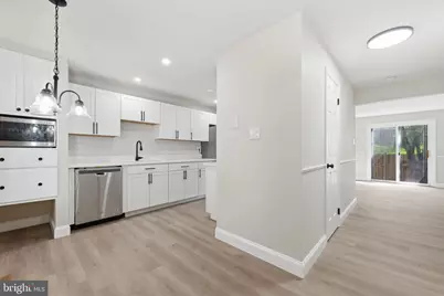 14462 Four Chimney Drive, Centreville, VA 20120 - Photo 18