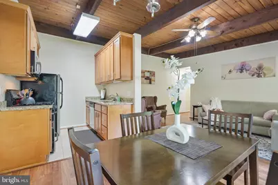 4907 Americana Drive #4907H (202), Annandale, VA 22003 - Photo 8