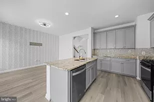 2598 Logan Wood Dr, Herndon, VA 20171 - Photo 14
