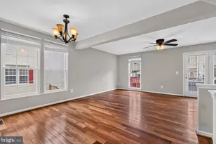 6221 Bella Dr, Centreville, VA 20121 - Photo 6