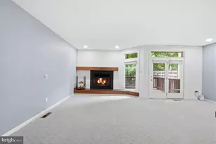12606 Victoria Station Ct, Fairfax, VA 22033 - Photo 14