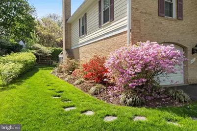 9021 Parliament Drive, Burke, VA 22015 - Photo 14