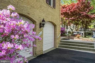 9021 Parliament Dr, Burke, VA 22015 - Photo 4