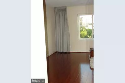 8360 Greensboro Drive #1006, McLean, VA 22102 - Photo 6