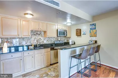 1650 Chimney House Road #1650, Reston, VA 20190 - Photo 4