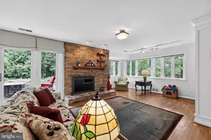 3725 Linda Ln, Annandale, VA 22003 - Photo 28