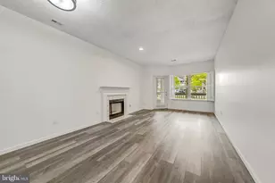 4417 Fair Stone Dr, Fairfax, VA 22033 - Photo 8