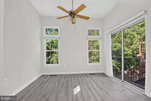13642 Flying Squirrel Dr, Herndon, VA 20171 - Photo 8